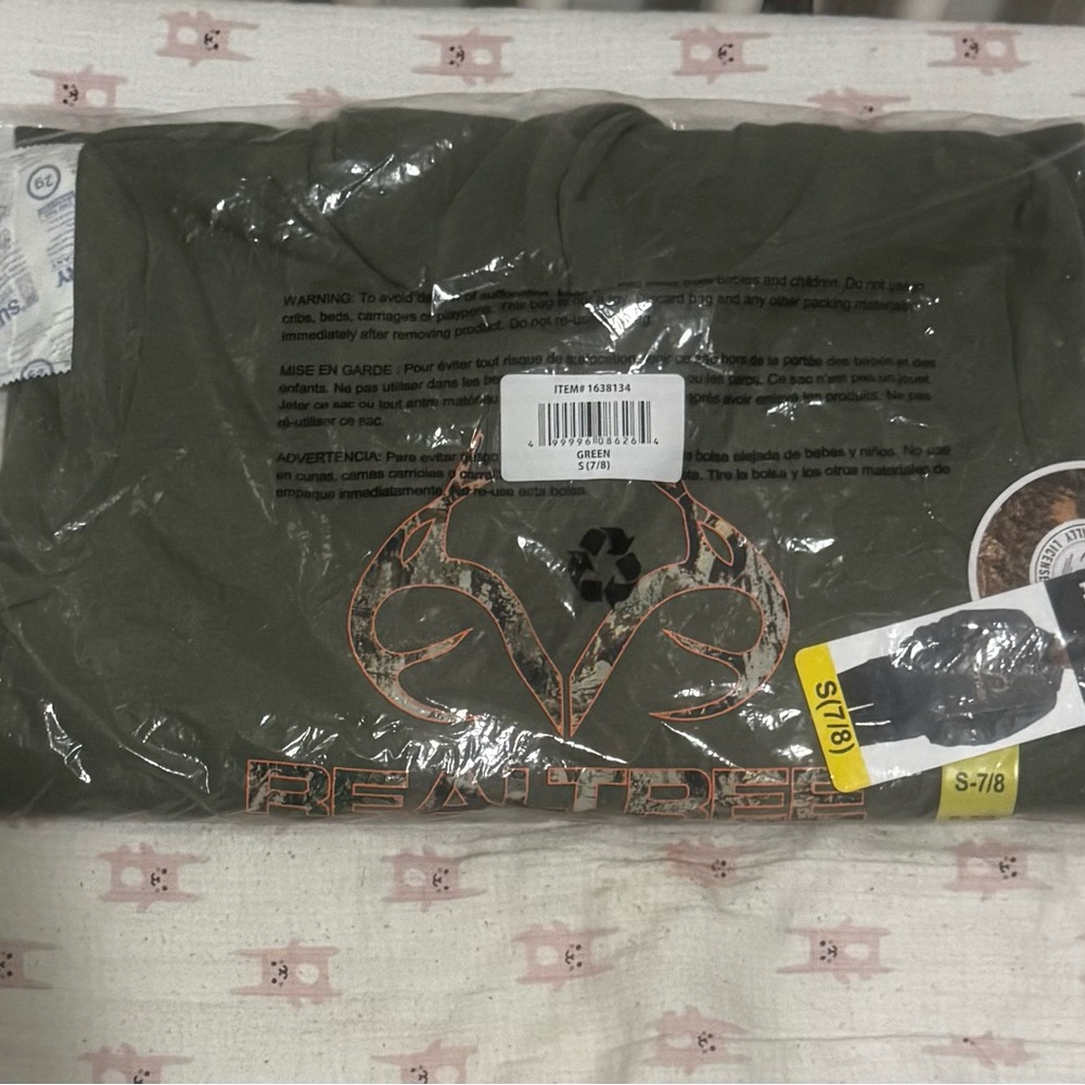 Realtree Olive Graphic Tee